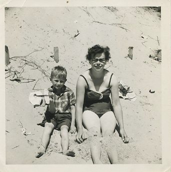 Photos/Olive Douglas & Robert Stringer.jpg