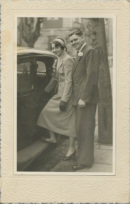 Photos/Ron Beach marries Emma.jpg Photos/Ron Beach marries Emma.jpg