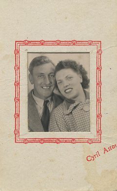 Photos/Steve & Joan 1.jpg